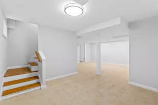 36 Ocean Dr E, Stamford, CT 06902 - Photo 16