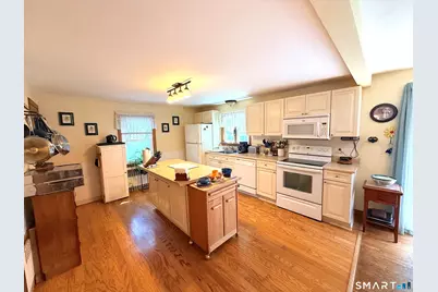 142 Lois Street, Torrington, CT 06790 - Photo 18