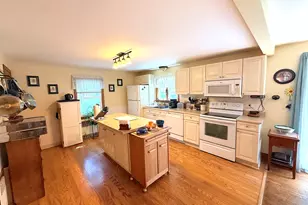 142 Lois St, Torrington, CT 06790 - Photo 18