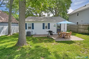 76 S Edgewood Rd, East Lyme, CT 06357 - Photo 18