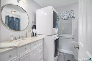 76 S Edgewood Rd, East Lyme, CT 06357 - Photo 10