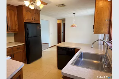26 Maple Street, Trumbull, CT 06611 - Photo 14