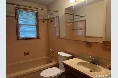 26 Maple Street, Trumbull, CT 06611 - Photo 22