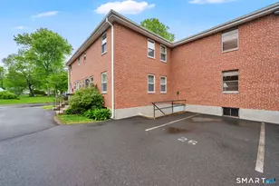 97 Shadow Ln, West Hartford, CT 06110 - Photo 24