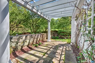 41 Peaceable St, Ridgefield, CT 06877 - Photo 28