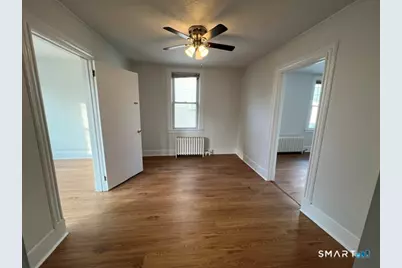 122 Seaside Avenue, Stamford, CT 06902 - Photo 2