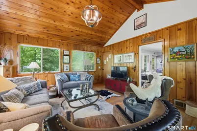34 Carol Street, Danbury, CT 06810 - Photo 8