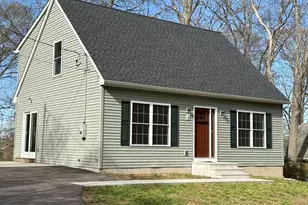 4 Rosemarie Ct, Ledyard, CT 06339 - Photo 2