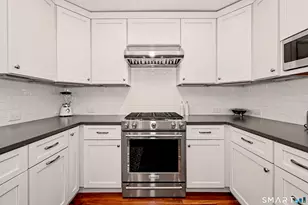 3 Valley View Rd, Norwalk, CT 06851 - Photo 12
