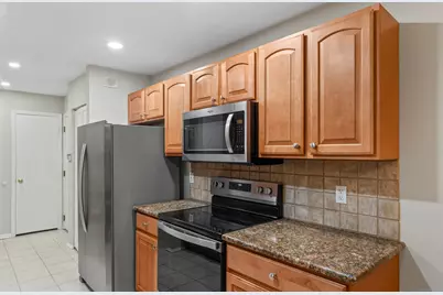 245 Hamilton Avenue #1, Stamford, CT 06902 - Photo 8