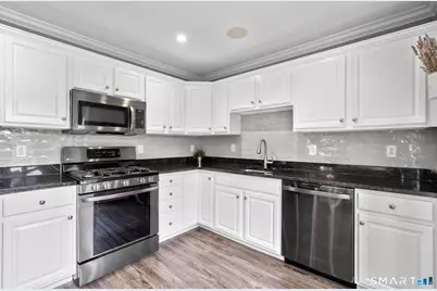 39 Maple Tree Avenue #1, Stamford, CT 06906 - Photo 10