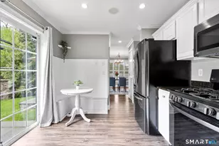 39 Maple Tree Ave, Stamford, CT 06906 - Photo 12