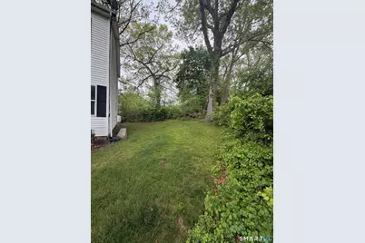 48 Morgan Avenue, Danbury, CT 06810 - Photo 6