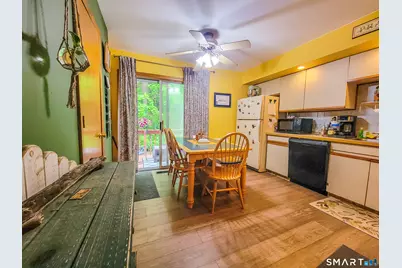 233 Derby Avenue #503, Derby, CT 06418 - Photo 1