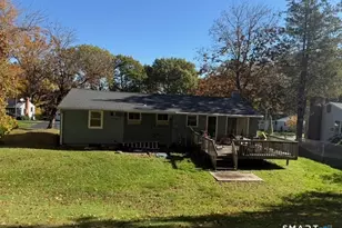 77 Brookline Dr, East Hartford, CT 06108 - Photo 16