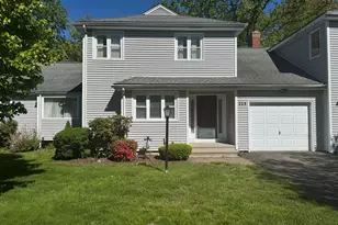 223 Deer Run, Shelton, CT 06484 - Photo 1