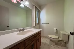 223 Deer Run, Shelton, CT 06484 - Photo 18
