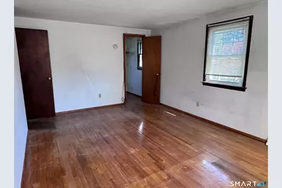 33 Thomas Street, Windsor Locks, CT 06096 - Photo 22