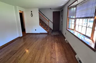 33 Thomas St, Windsor Locks, CT 06096 - Photo 10