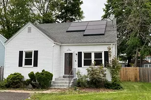 117 Westerly St, Manchester, CT 06040 - Photo 2