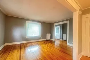 49 Dutton St, Wallingford, CT 06492 - Photo 6