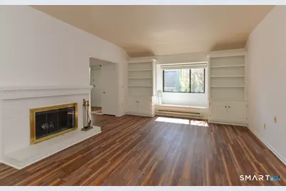 926 Heritage Village #B, Southbury, CT 06488 - Photo 4