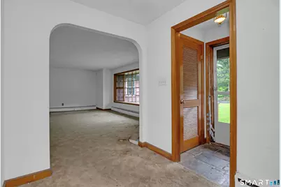 1044 Jerome Avenue, Bristol, CT 06010 - Photo 12