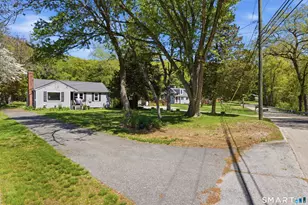 1098 Long Cove Rd, Ledyard, CT 06335 - Photo 2