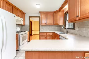 93 Pheasant Dr, Rocky Hill, CT 06067 - Photo 14