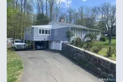 7 Thaddeus Avenue, Danbury, CT 06811 - Photo 2