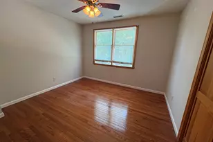 64 Kirk Rd, Hamden, CT 06514 - Photo 18