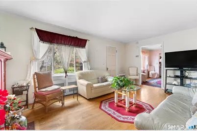 70 Judwin Avenue, New Haven, CT 06515 - Photo 4