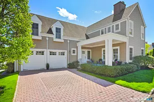 77 Havemeyer Ln, Stamford, CT 06902 - Photo 2