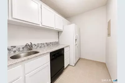 914 High Path Road #914, Windsor, CT 06095 - Photo 6