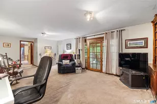 14 Amy Ln, Simsbury, CT 06070 - Photo 18