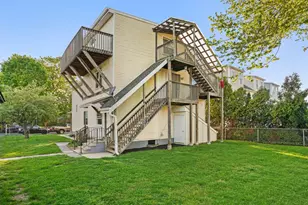 14 Sniffen St, Norwalk, CT 06851 - Photo 10