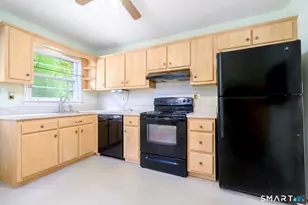 30 Tamanny Trail, Danbury, CT 06811 - Photo 6