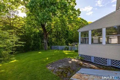 146 Victoria Road, New Britain, CT 06052 - Photo 24