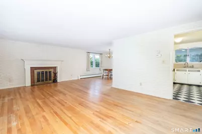 146 Victoria Road, New Britain, CT 06052 - Photo 6