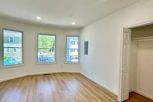 216 Minerva St, Derby, CT 06418 - Photo 6