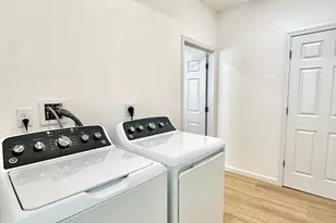 216 Minerva St, Derby, CT 06418 - Photo 10
