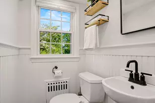 40 Woodbury Ave, Stamford, CT 06907 - Photo 18