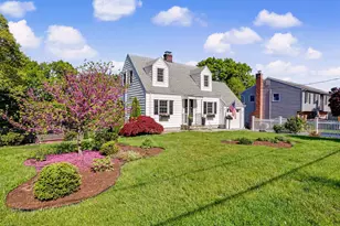 40 Woodbury Ave, Stamford, CT 06907 - Photo 2