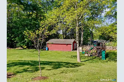 40 Woodbury Avenue, Stamford, CT 06907 - Photo 34