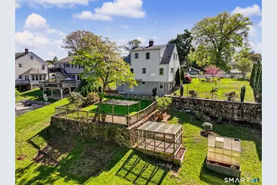 40 Woodbury Avenue, Stamford, CT 06907 - Photo 32