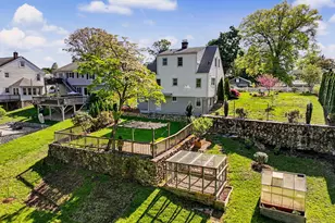 40 Woodbury Ave, Stamford, CT 06907 - Photo 32