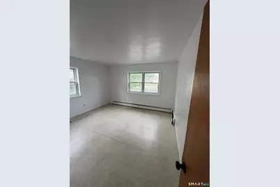 2240 East Main Street #1D, Bridgeport, CT 06610 - Photo 4