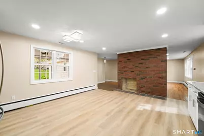 7 Cannon Street, Windsor Locks, CT 06096 - Photo 6