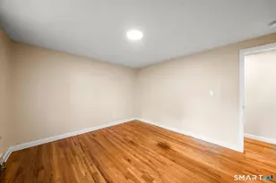 7 Cannon St, Windsor Locks, CT 06096 - Photo 14