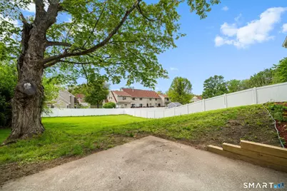 7 Cannon Street, Windsor Locks, CT 06096 - Photo 32